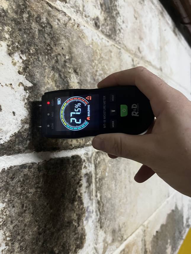 Medição de umidade em alvenaria